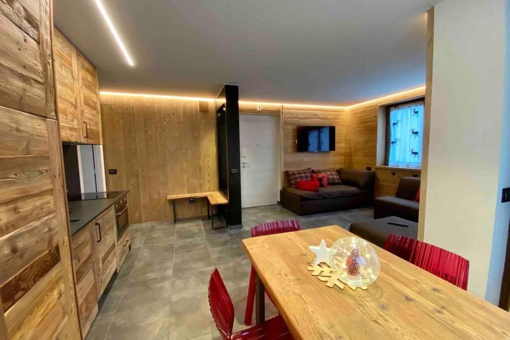 La Petite Maison D'Erika Aosta Esterno foto